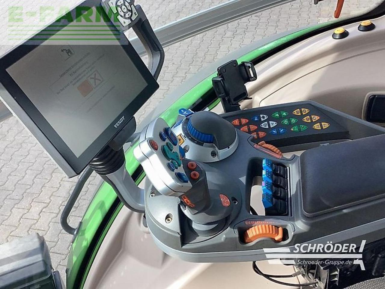 Трактор Fendt 828 vario s4 profi plus ProfiPlus: слика 18