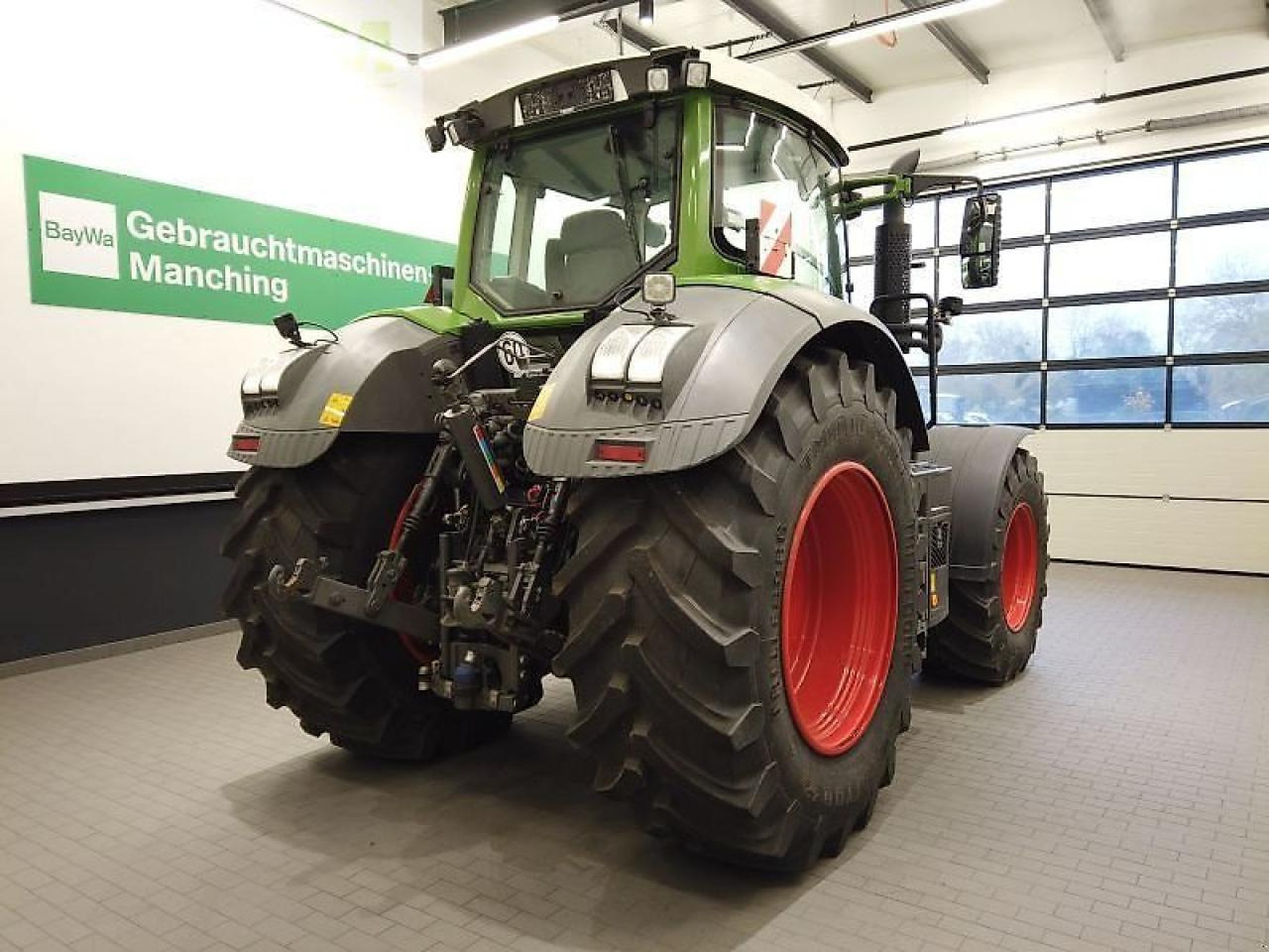 Fendt 828 vario s4 profi plus ProfiPlus - Трактор: слика 4 Fendt 828 vario s4 profi plus ProfiPlus - Трактор: слика 4