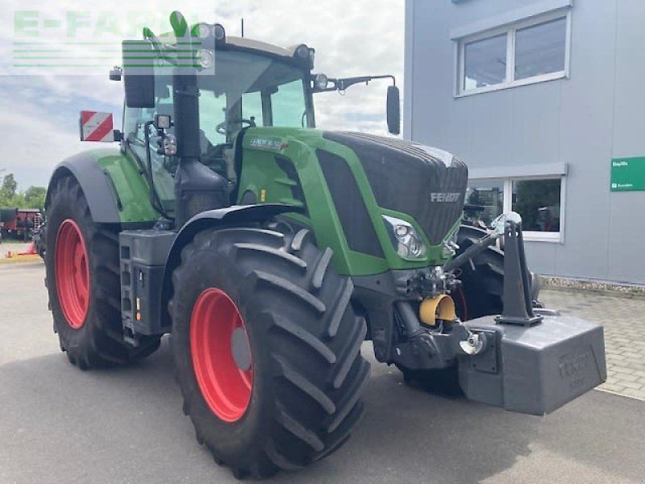 Fendt 828 vario s4 profi plus ProfiPlus - Трактор: слика 2 Fendt 828 vario s4 profi plus ProfiPlus - Трактор: слика 2