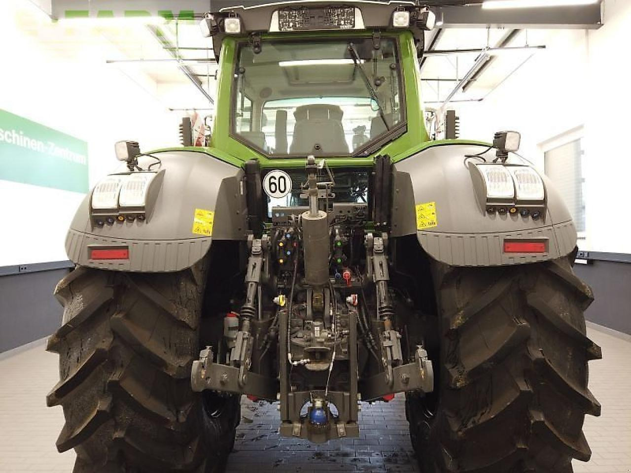 Fendt 828 vario s4 profi plus ProfiPlus - Трактор: слика 5 Fendt 828 vario s4 profi plus ProfiPlus - Трактор: слика 5