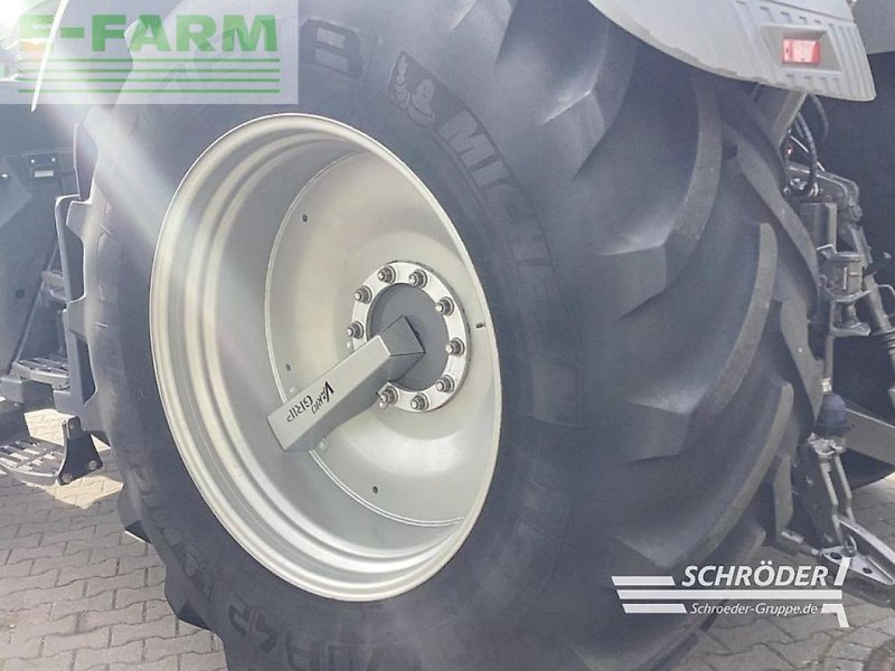 Трактор Fendt 828 vario s4 profi plus ProfiPlus: слика 7