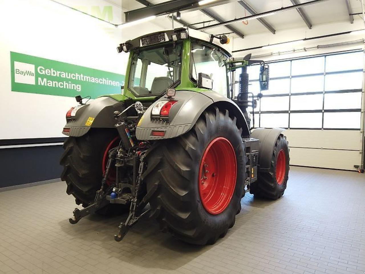 Fendt 828 vario s4 profi plus ProfiPlus - Трактор: слика 4 Fendt 828 vario s4 profi plus ProfiPlus - Трактор: слика 4