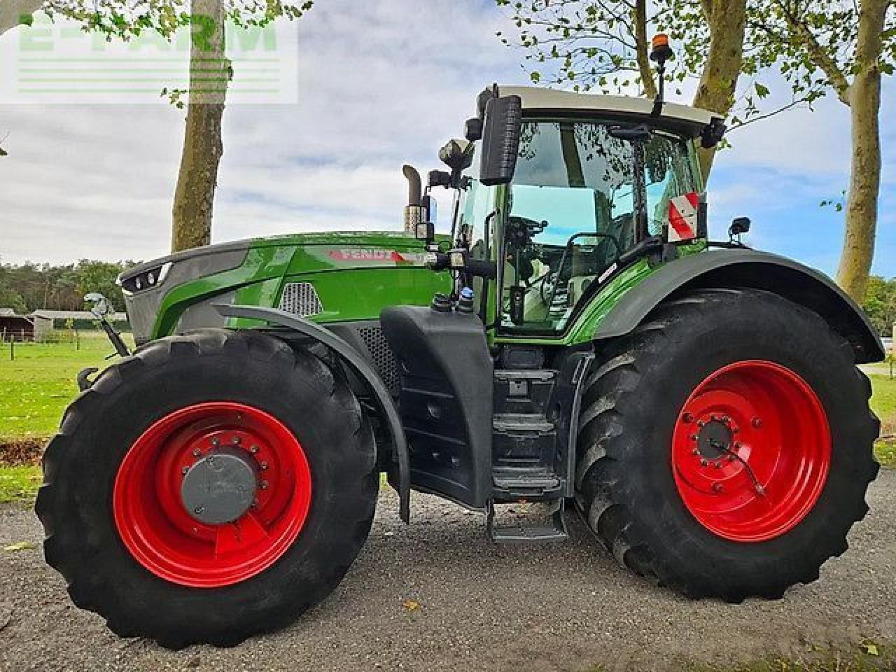 Fendt 936 vario gen 7 profi plus sett. 2 ( 930 933 939 942 ) fzw ProfiPlus - Трактор: слика 3 Fendt 936 vario gen 7 profi plus sett. 2 ( 930 933 939 942 ) fzw ProfiPlus - Трактор: слика 3