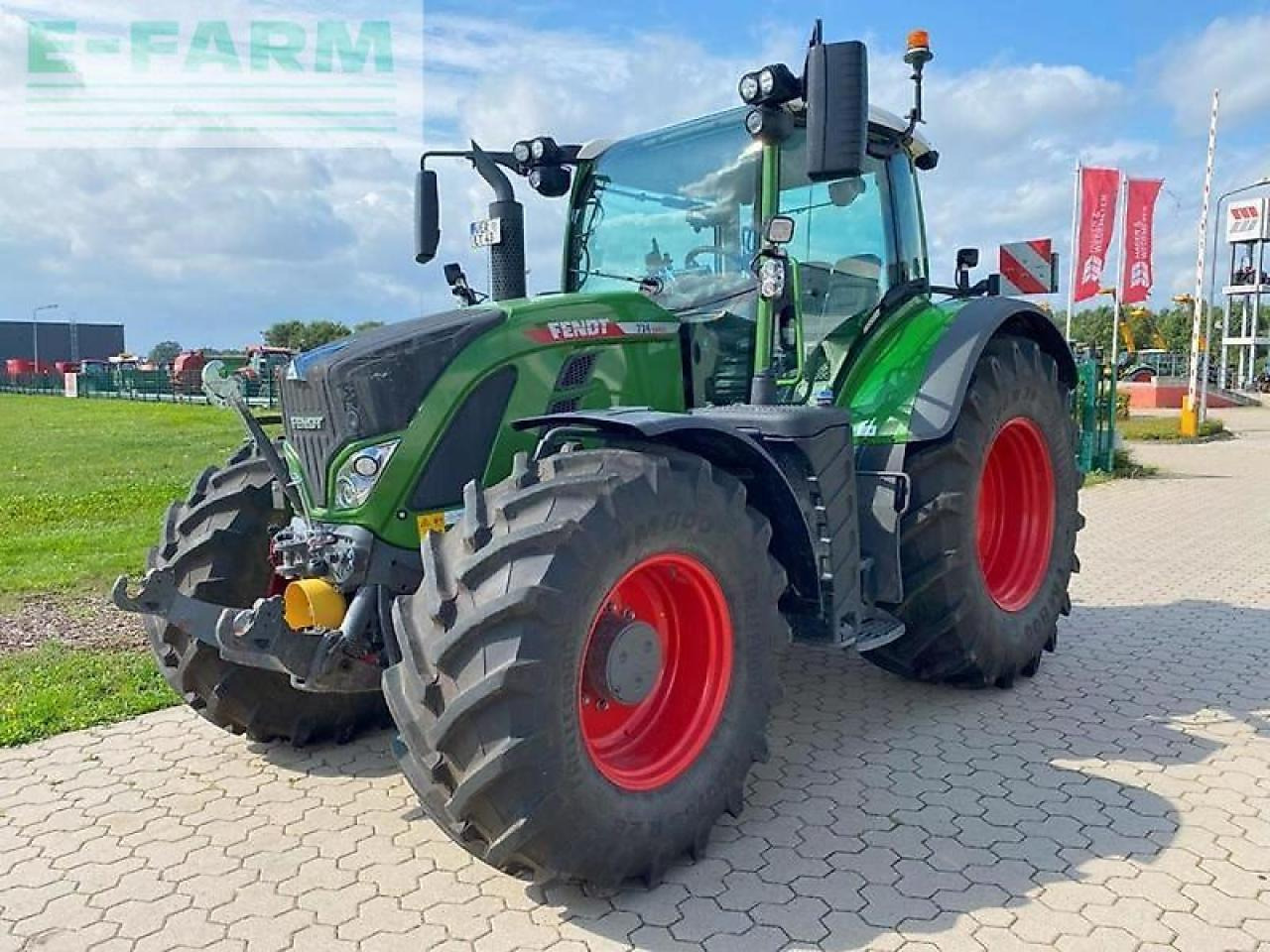 Fendt fendt 724 profi+ - Трактор: слика 1 Fendt fendt 724 profi+ - Трактор: слика 1