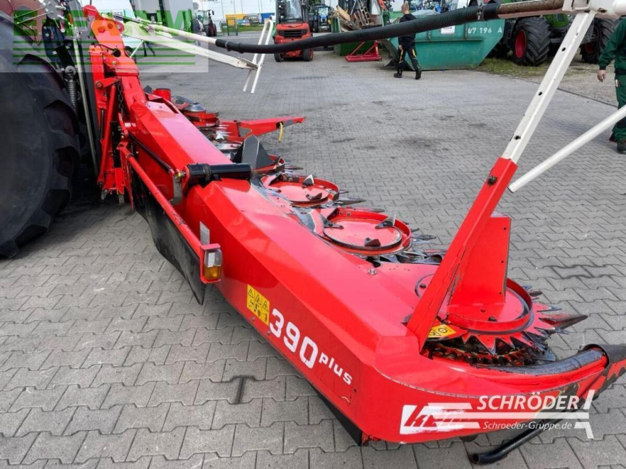 Fendt katana 85 + kemper 390plus + kemper 3002 - Комбајн за сточна храна: слика 4 Fendt katana 85 + kemper 390plus + kemper 3002 - Комбајн за сточна храна: слика 4