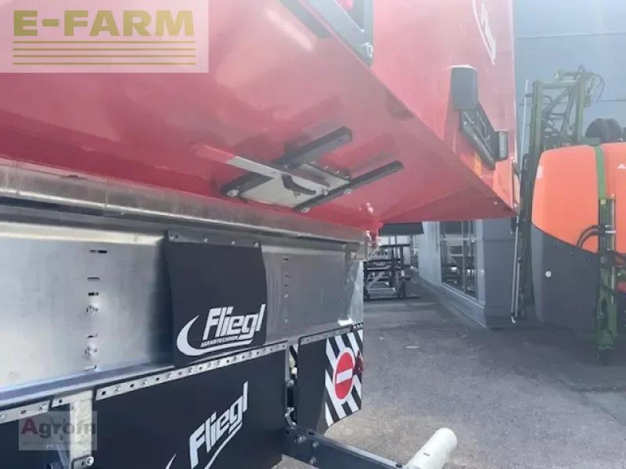 Fliegl gigant asw 271 c - Земјоделска приколка за истурање/ Истурач: слика 3 Fliegl gigant asw 271 c - Земјоделска приколка за истурање/ Истурач: слика 3