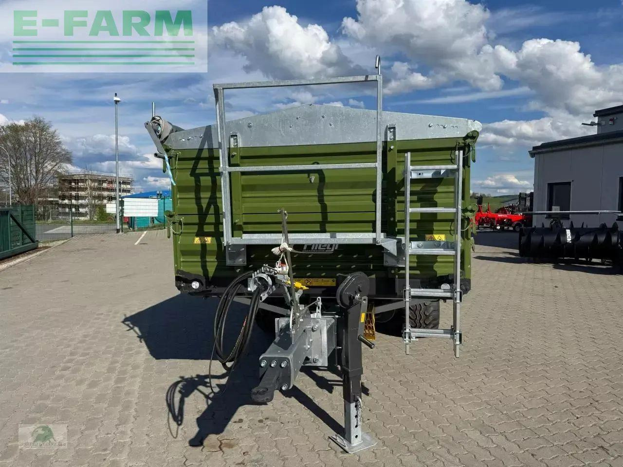 Fliegl tdk 100vr fox tandem - Земјоделска приколка за истурање/ Истурач: слика 3 Fliegl tdk 100vr fox tandem - Земјоделска приколка за истурање/ Истурач: слика 3