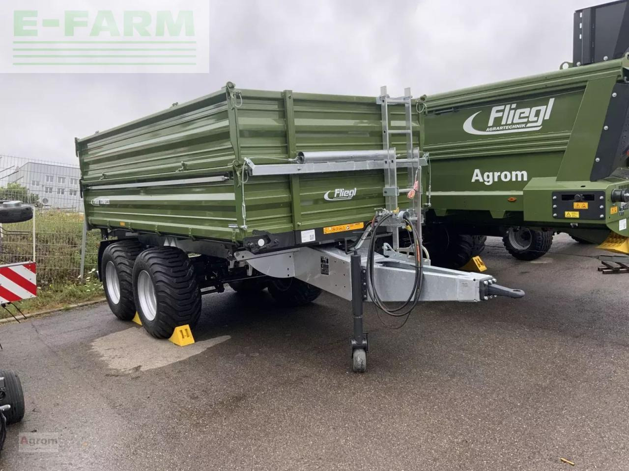 Fliegl tdk 140 - Земјоделска приколка за истурање/ Истурач: слика 3 Fliegl tdk 140 - Земјоделска приколка за истурање/ Истурач: слика 3