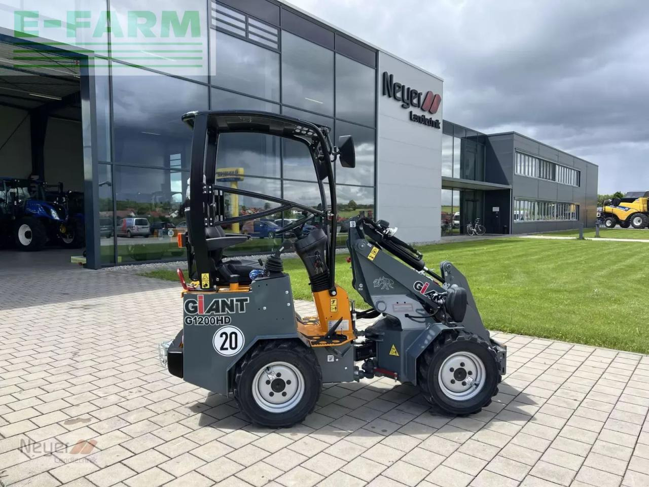 Giant g 1200 hd - Натоварувач на тркала: слика 1 Giant g 1200 hd - Натоварувач на тркала: слика 1