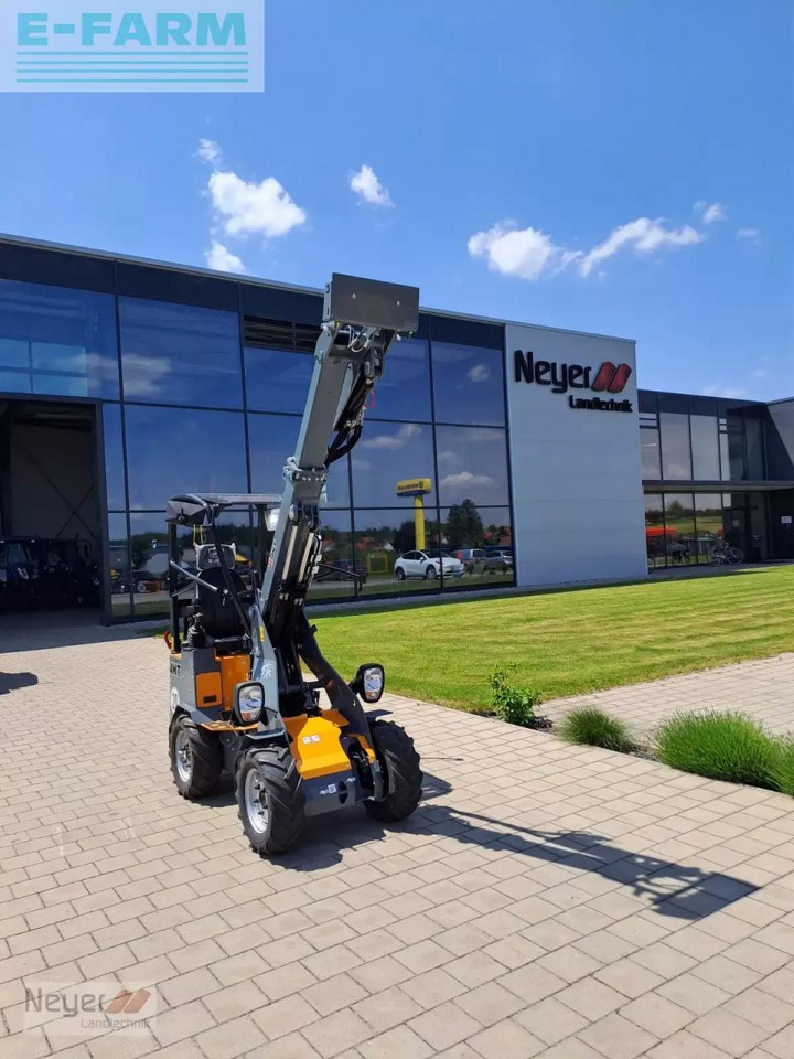 Giant g1100 tele - Натоварувач на тркала: слика 2 Giant g1100 tele - Натоварувач на тркала: слика 2