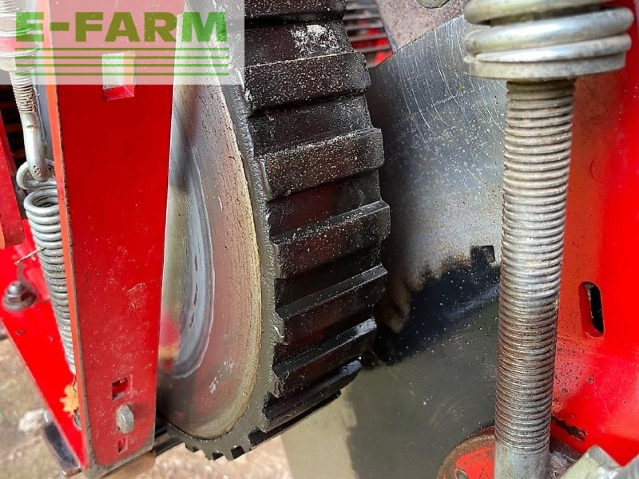 Grimme se85-55 - Комбајн за компир: слика 4 Grimme se85-55 - Комбајн за компир: слика 4