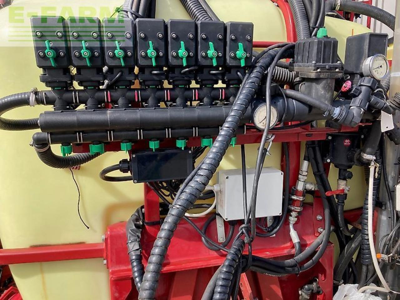 Hardi master plus 18m twin stream - Стазен распрскувач: слика 4 Hardi master plus 18m twin stream - Стазен распрскувач: слика 4