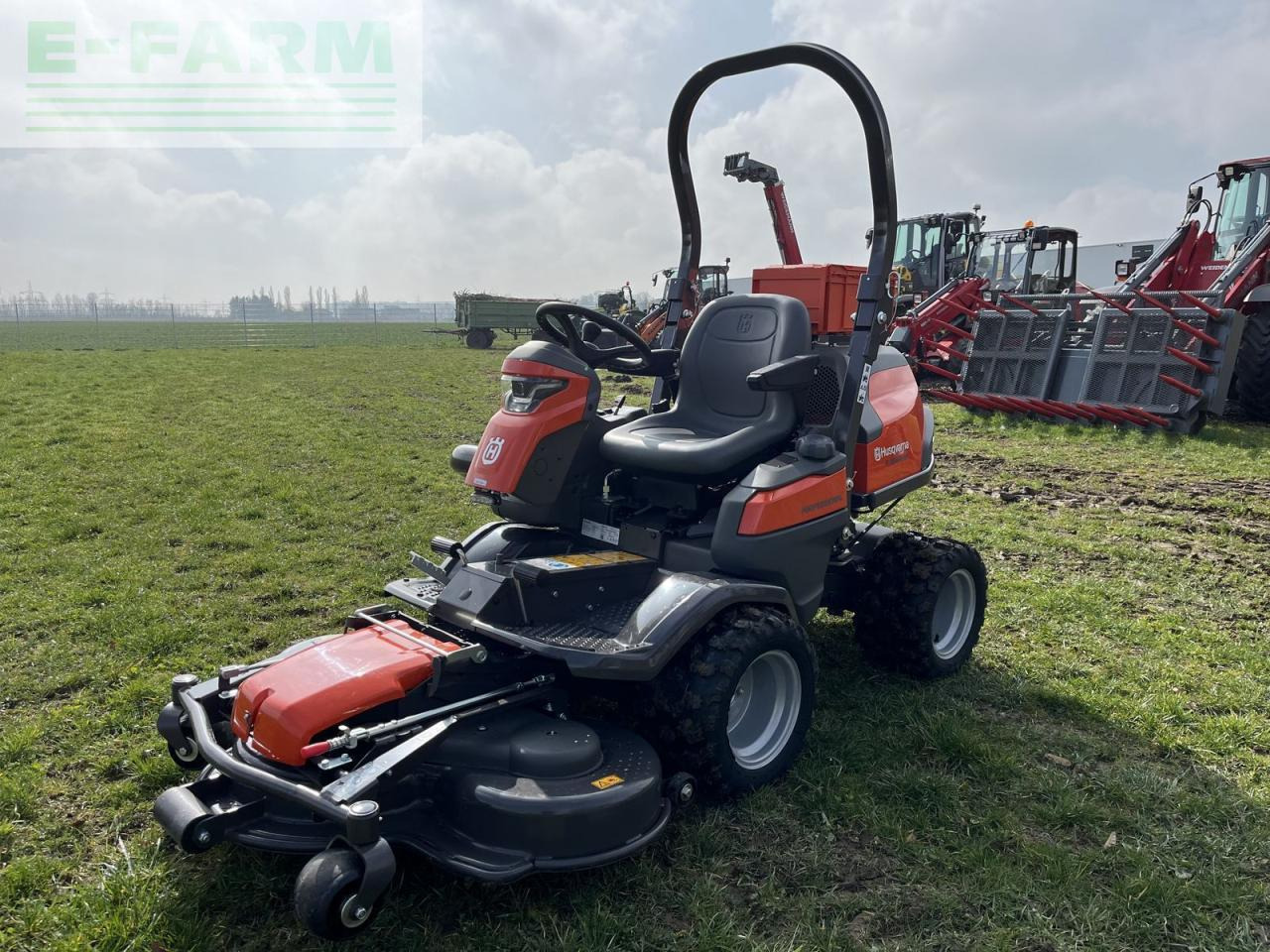 Husqvarna p 524xr efi mit funksteuerung inkl. mähdeck - Трактор: слика 3 Husqvarna p 524xr efi mit funksteuerung inkl. mähdeck - Трактор: слика 3