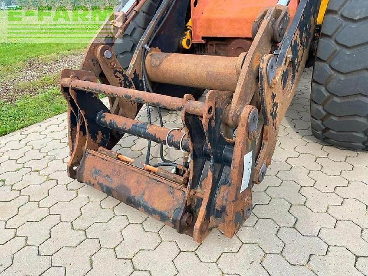 JCB 426e agri ht - Мини багер: слика 2 JCB 426e agri ht - Мини багер: слика 2