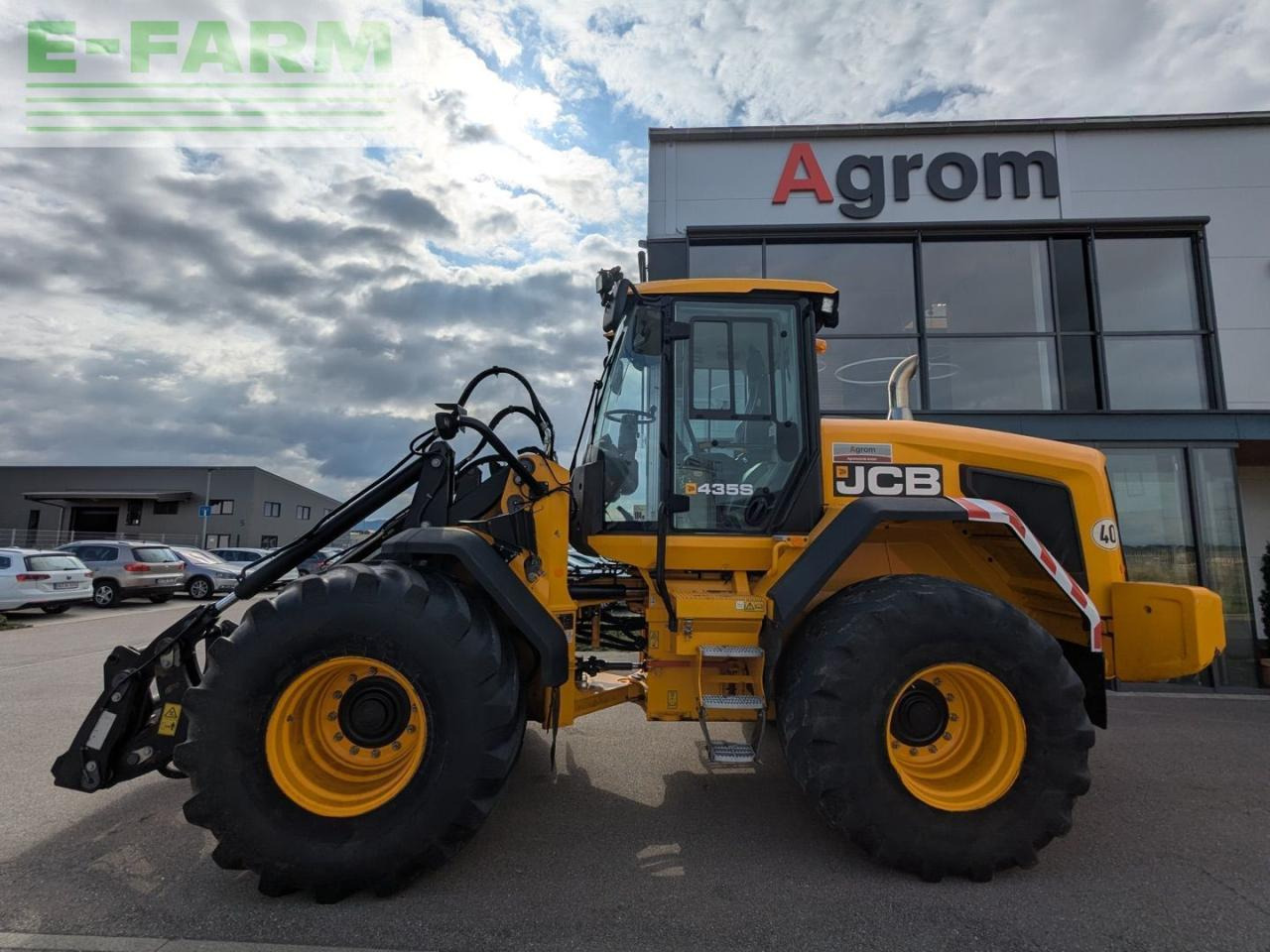 JCB 435 S HighLift - Мини багер: слика 5 JCB 435 S HighLift - Мини багер: слика 5