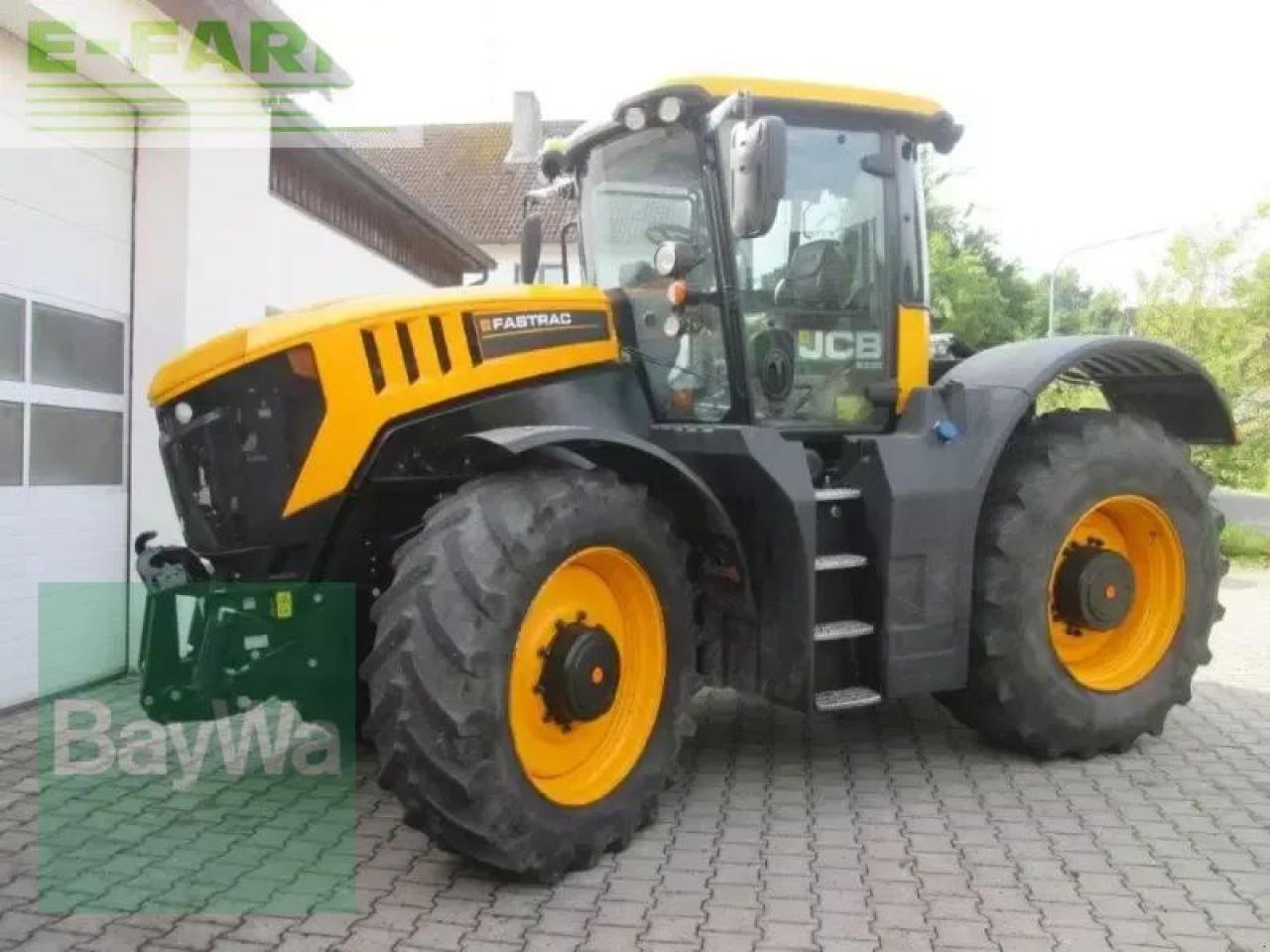 JCB jcb 8330 - Трактор: слика 1 JCB jcb 8330 - Трактор: слика 1