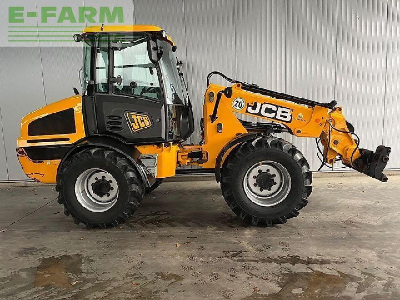 JCB tm 220 agri - Натоварувач на тркала: слика 4 JCB tm 220 agri - Натоварувач на тркала: слика 4