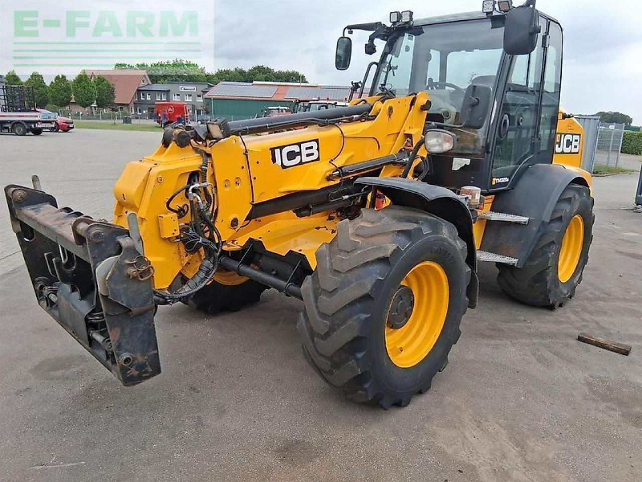 JCB tm 320s - Натоварувач на тркала: слика 2 JCB tm 320s - Натоварувач на тркала: слика 2