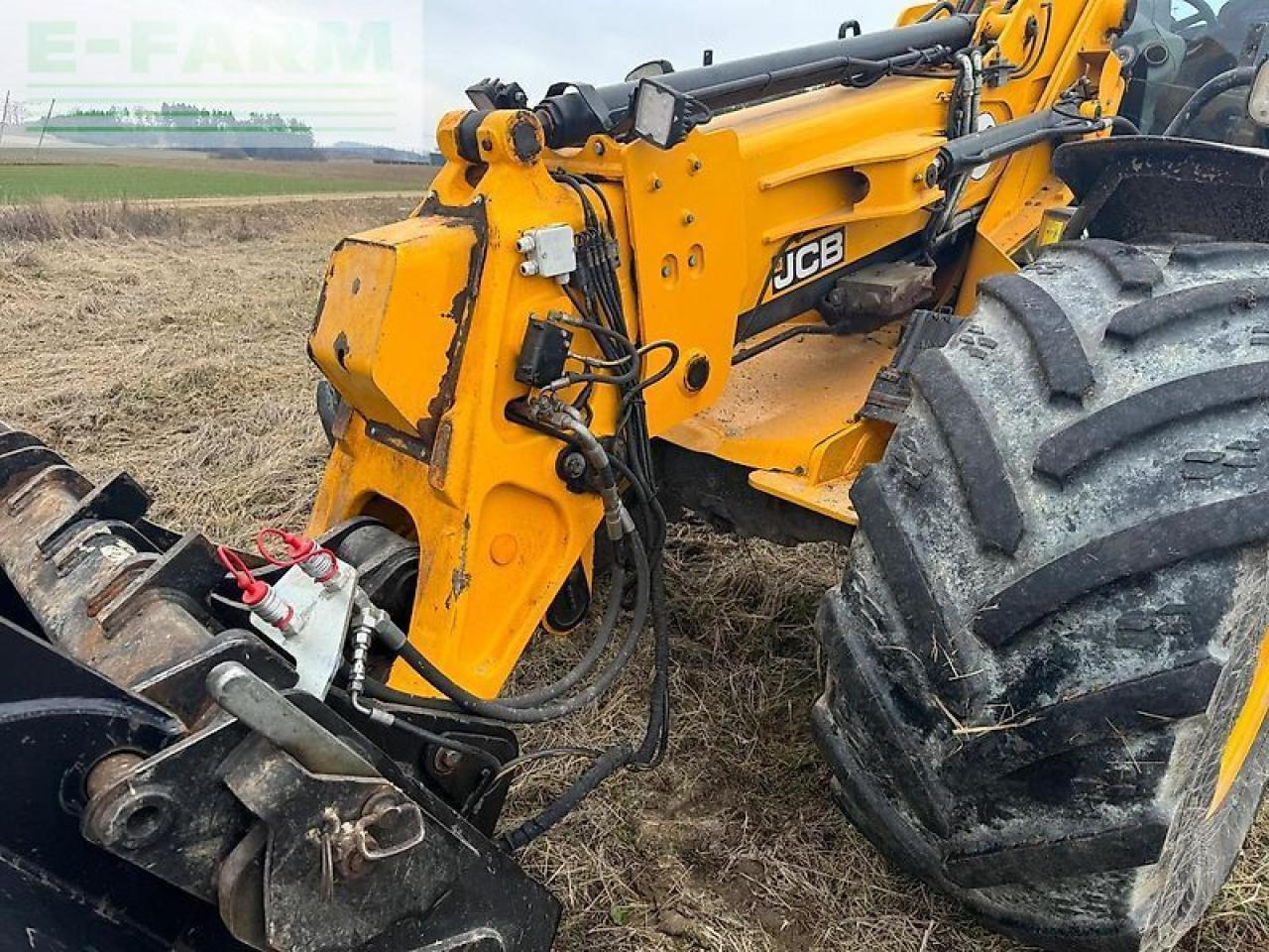 JCB tm 420 - Телескопски ракувач: слика 4 JCB tm 420 - Телескопски ракувач: слика 4