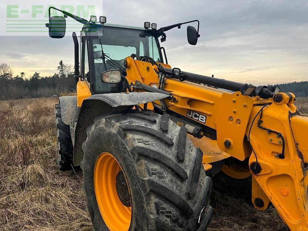 JCB tm 420 - Телескопски ракувач: слика 5 JCB tm 420 - Телескопски ракувач: слика 5