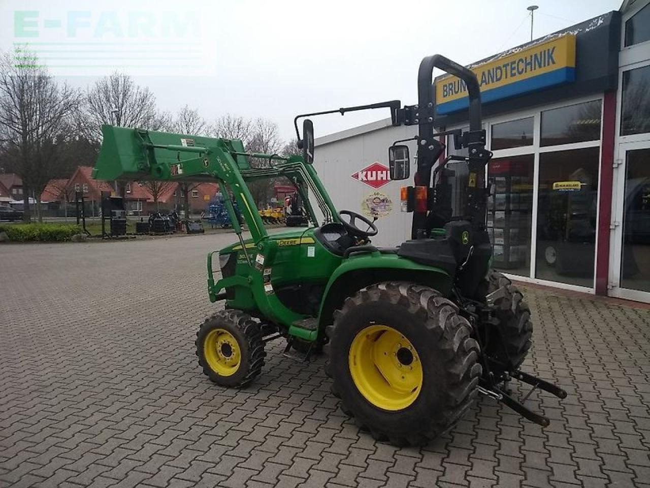 John Deere 3038e traktor - Трактор: слика 2 John Deere 3038e traktor - Трактор: слика 2