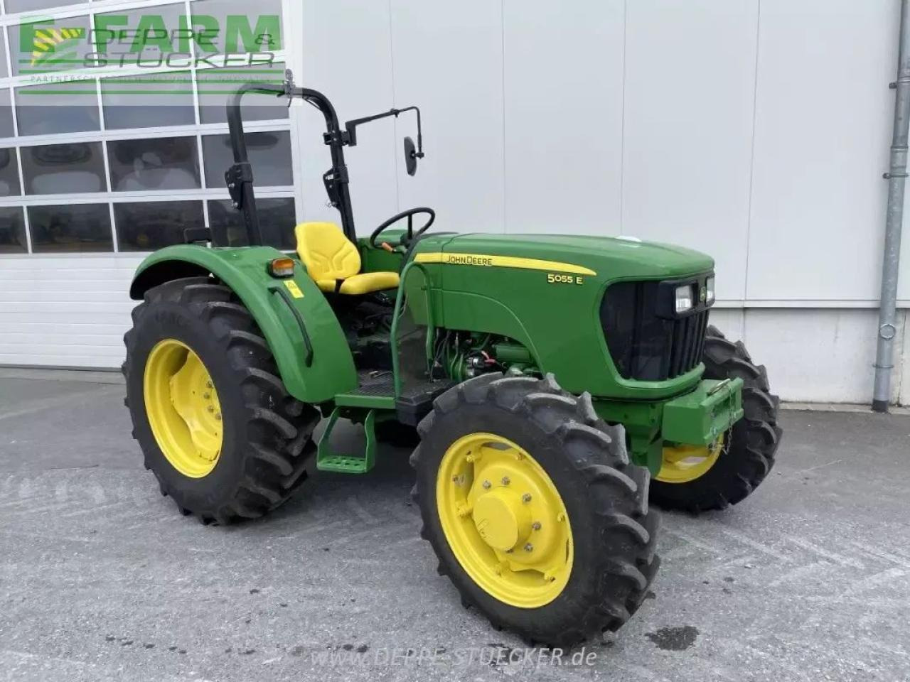 John Deere 5055e - Трактор: слика 4 John Deere 5055e - Трактор: слика 4