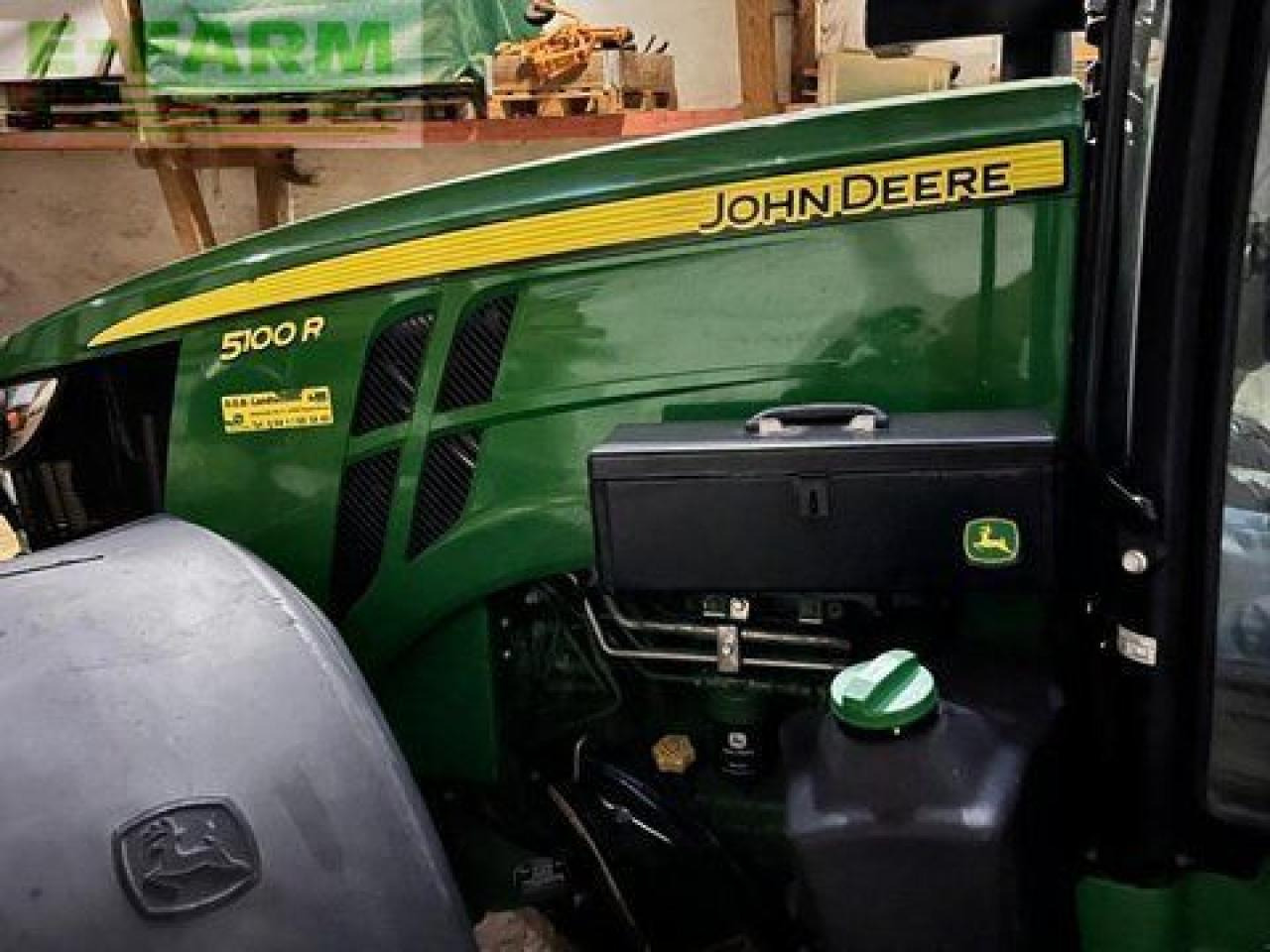 John Deere 5100r - Трактор: слика 4 John Deere 5100r - Трактор: слика 4
