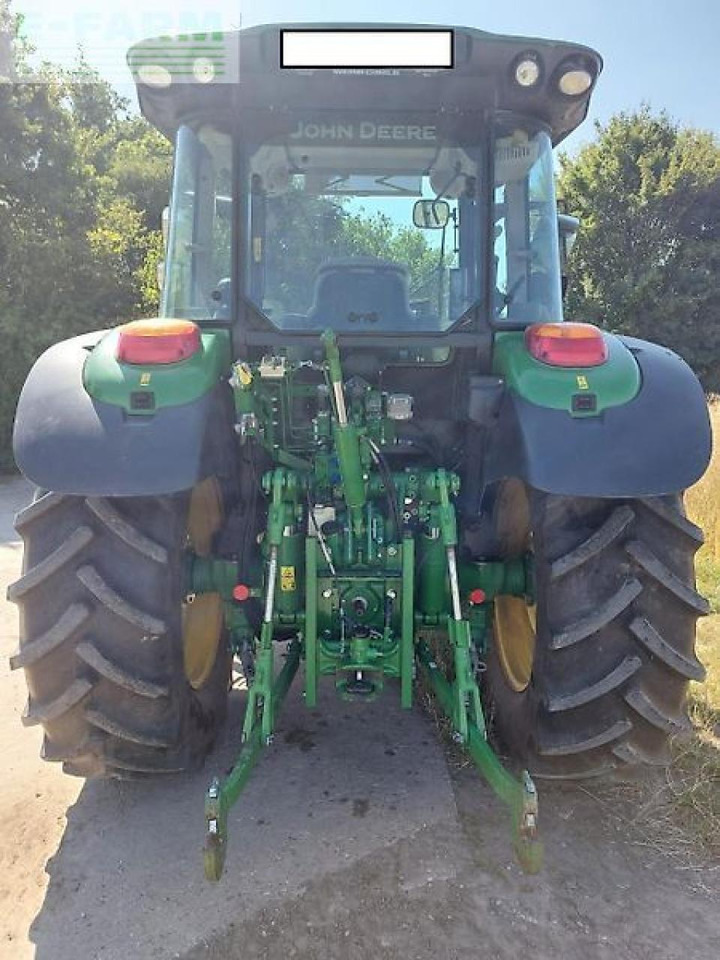 John Deere 5125r - Трактор: слика 4 John Deere 5125r - Трактор: слика 4
