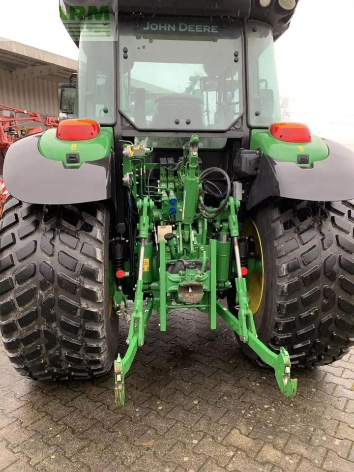 John Deere 5125r - Трактор: слика 4 John Deere 5125r - Трактор: слика 4