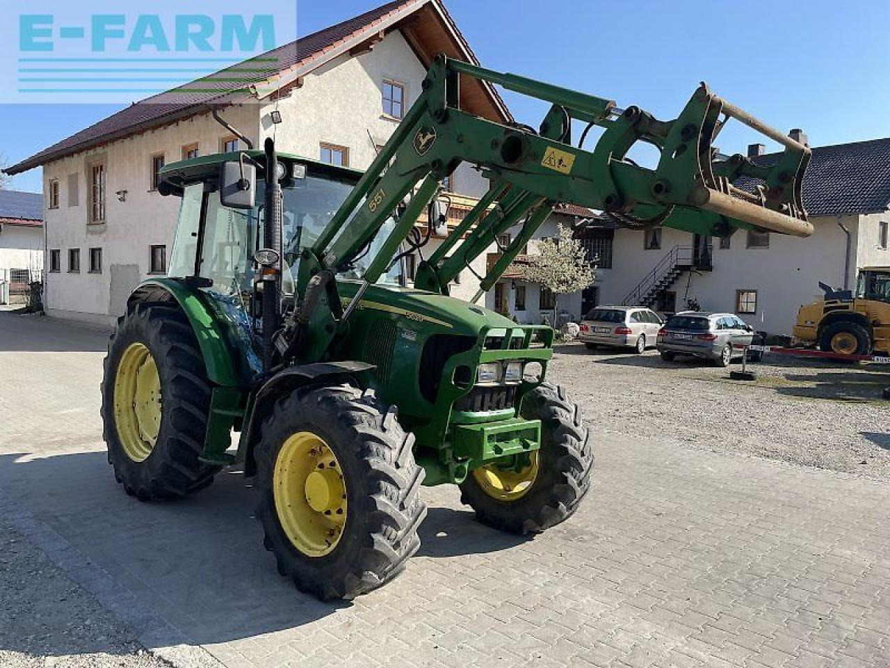 John Deere 5620 fl premium - Трактор: слика 1 John Deere 5620 fl premium - Трактор: слика 1