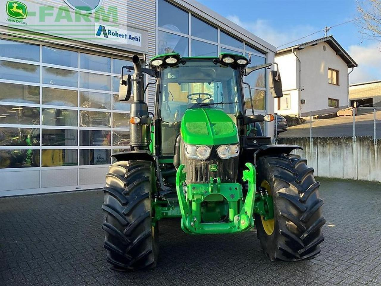 John Deere 6090m - Трактор: слика 3 John Deere 6090m - Трактор: слика 3