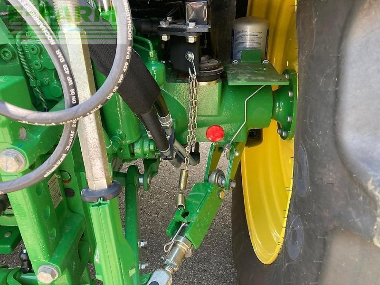 Трактор John Deere 6100m: слика 8