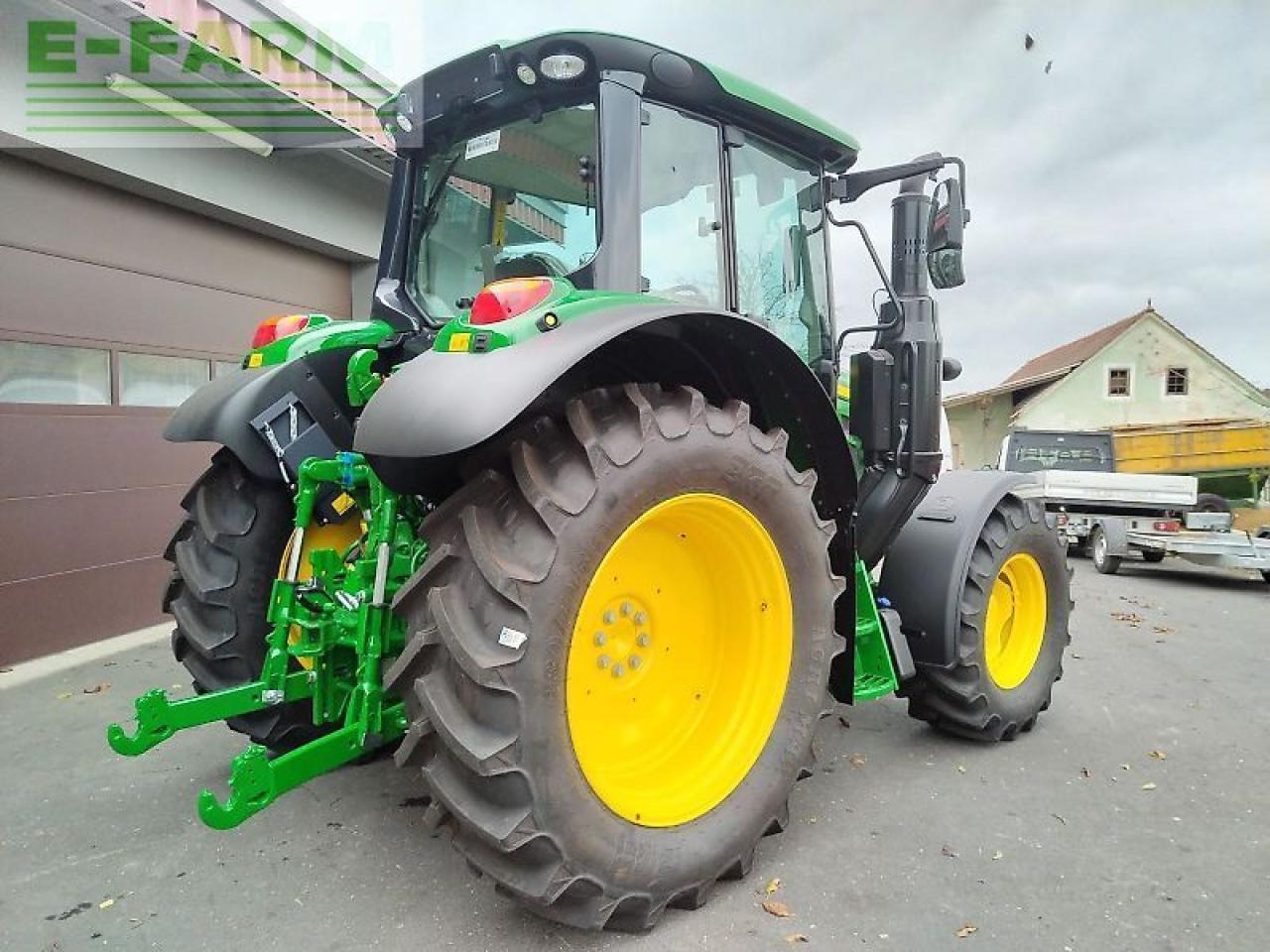 John Deere 6100m - Трактор: слика 3 John Deere 6100m - Трактор: слика 3