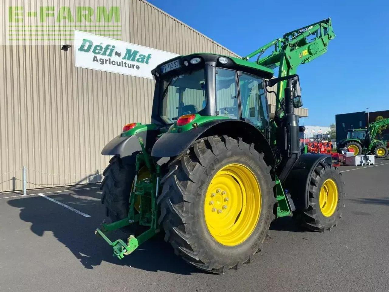John Deere 6110m command quad - Трактор: слика 4 John Deere 6110m command quad - Трактор: слика 4