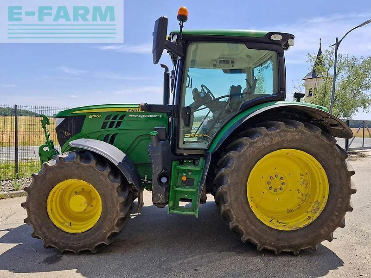Трактор John Deere 6110r: слика 6 Трактор John Deere 6110r: слика 6