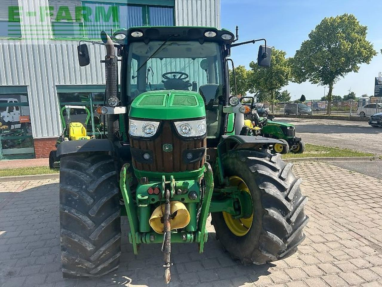 John Deere 6115r - Трактор: слика 2 John Deere 6115r - Трактор: слика 2