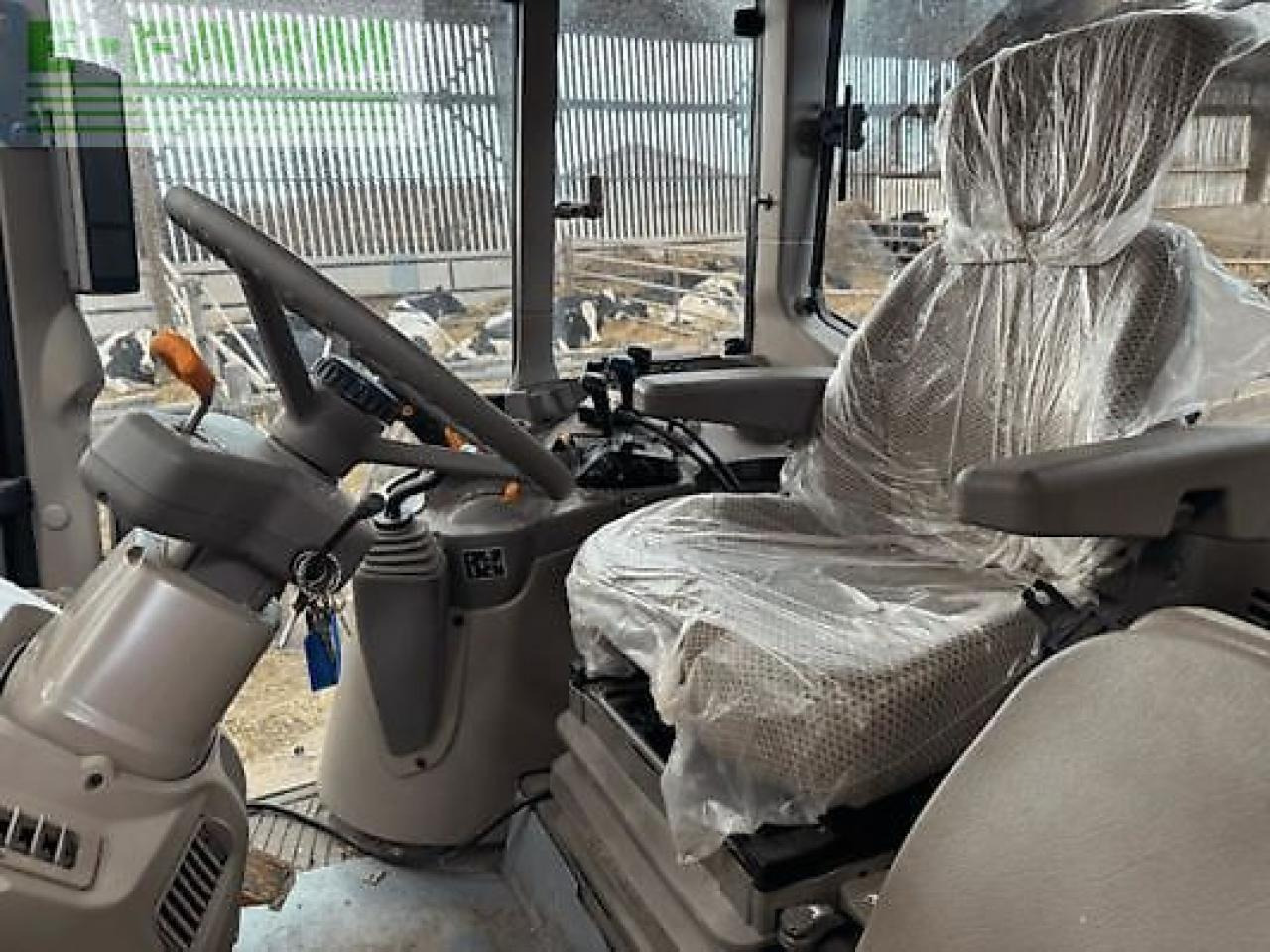 John Deere 6120m - Трактор: слика 5 John Deere 6120m - Трактор: слика 5