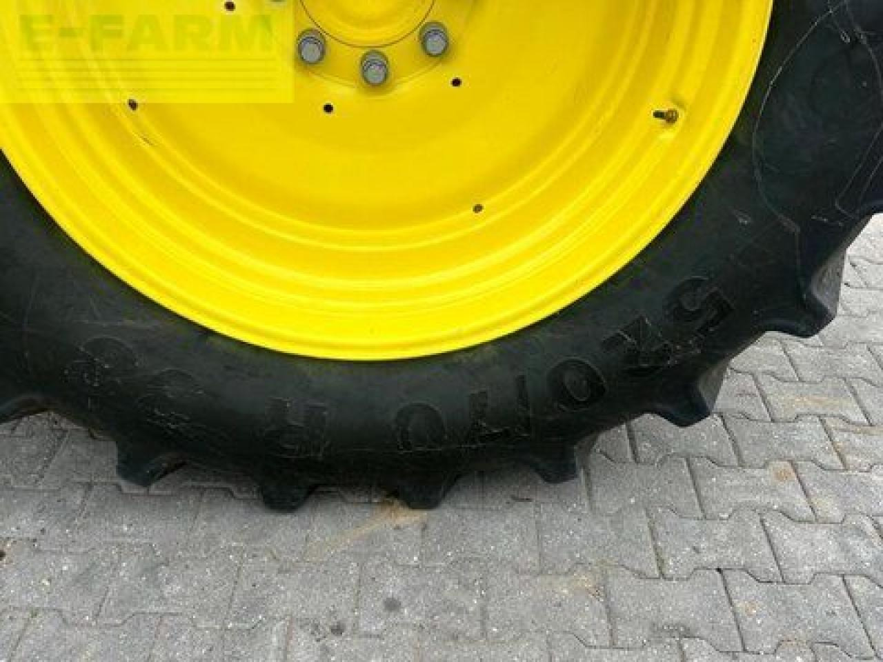 Трактор John Deere 6120m: слика 11 Трактор John Deere 6120m: слика 11