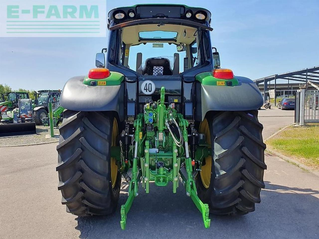 John Deere 6120m aq+ ecoshift - Трактор: слика 3 John Deere 6120m aq+ ecoshift - Трактор: слика 3