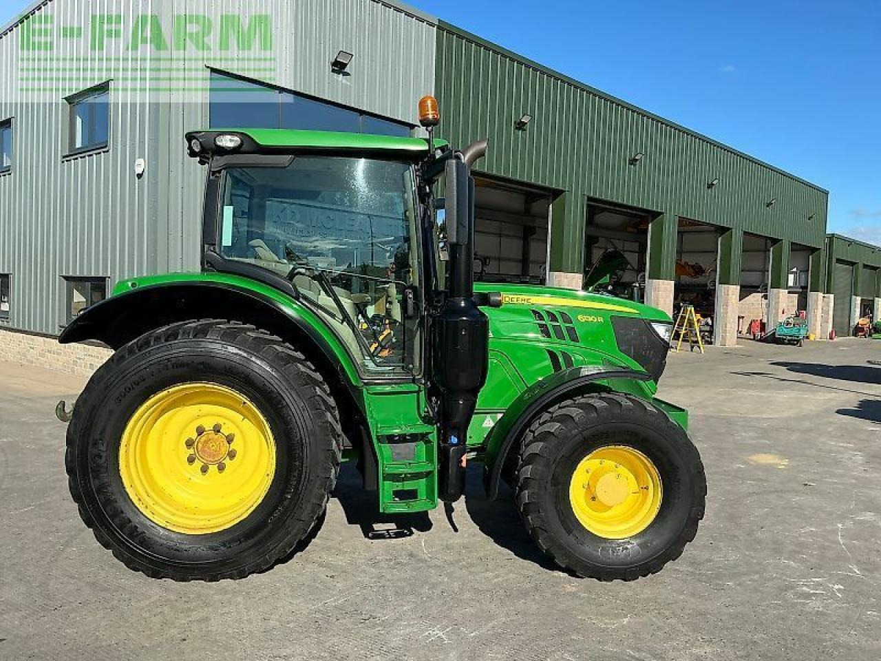John Deere 6130r tractor (st24390) - Трактор: слика 1 John Deere 6130r tractor (st24390) - Трактор: слика 1