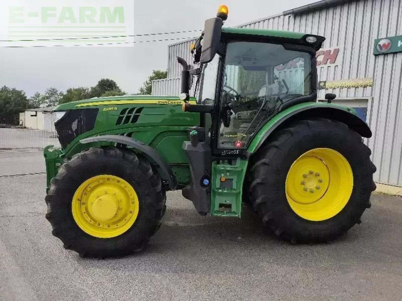 John Deere 6135r - Трактор: слика 4 John Deere 6135r - Трактор: слика 4