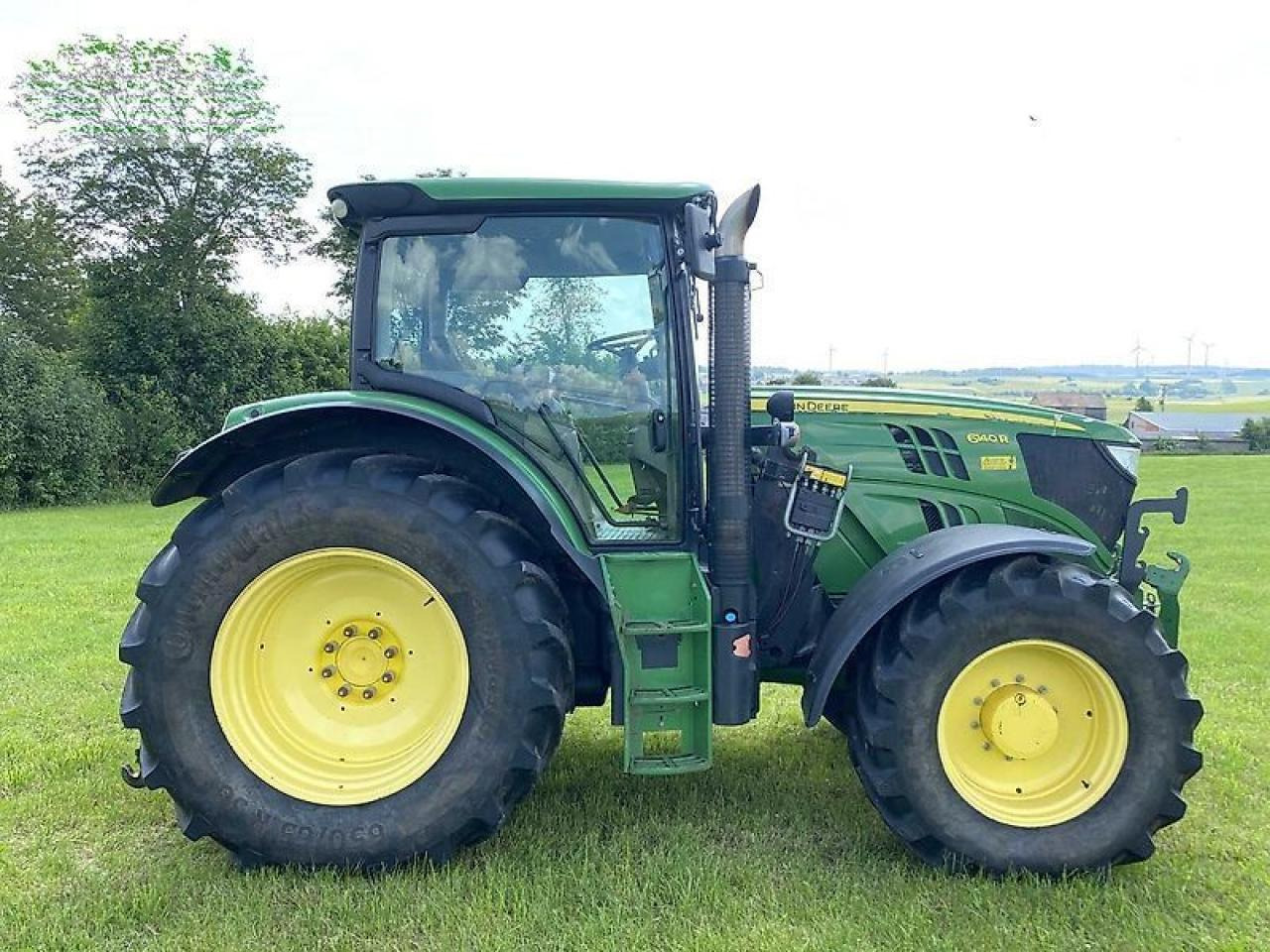Трактор John Deere 6140 r: слика 6