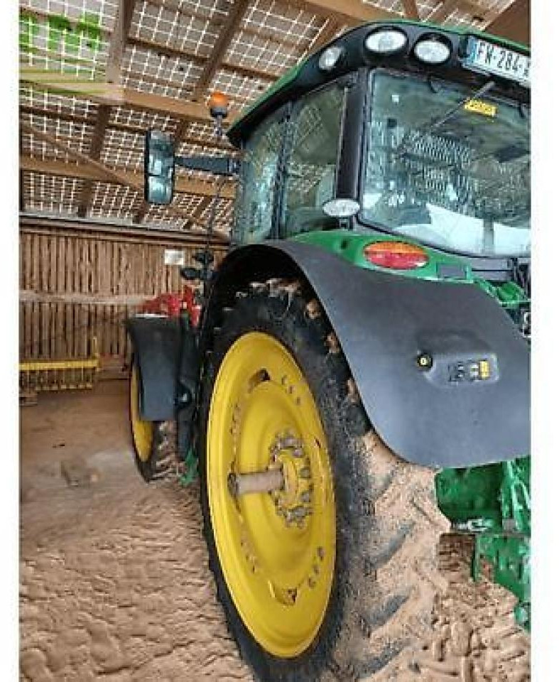 Трактор John Deere 6155r: слика 7 Трактор John Deere 6155r: слика 7