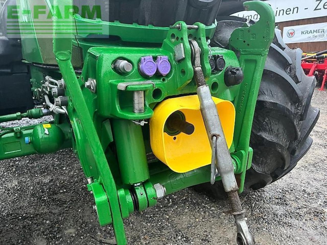 Трактор John Deere 6155r: слика 7