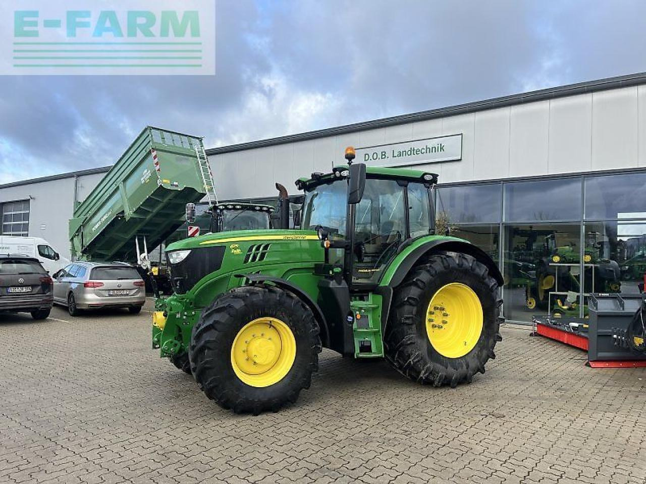 John Deere 6155r - Трактор: слика 1 John Deere 6155r - Трактор: слика 1