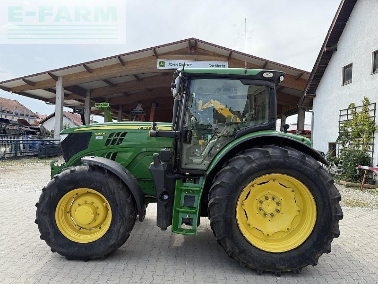 John Deere 6155r - Трактор: слика 4 John Deere 6155r - Трактор: слика 4