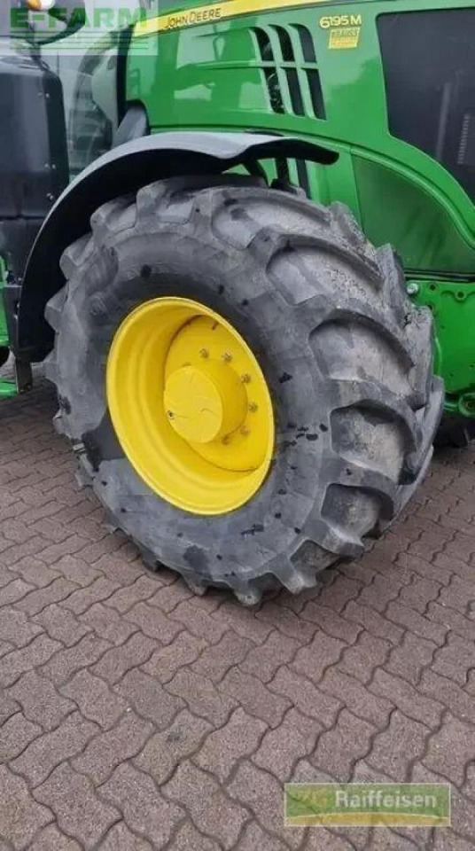 Трактор John Deere 6195m: слика 7