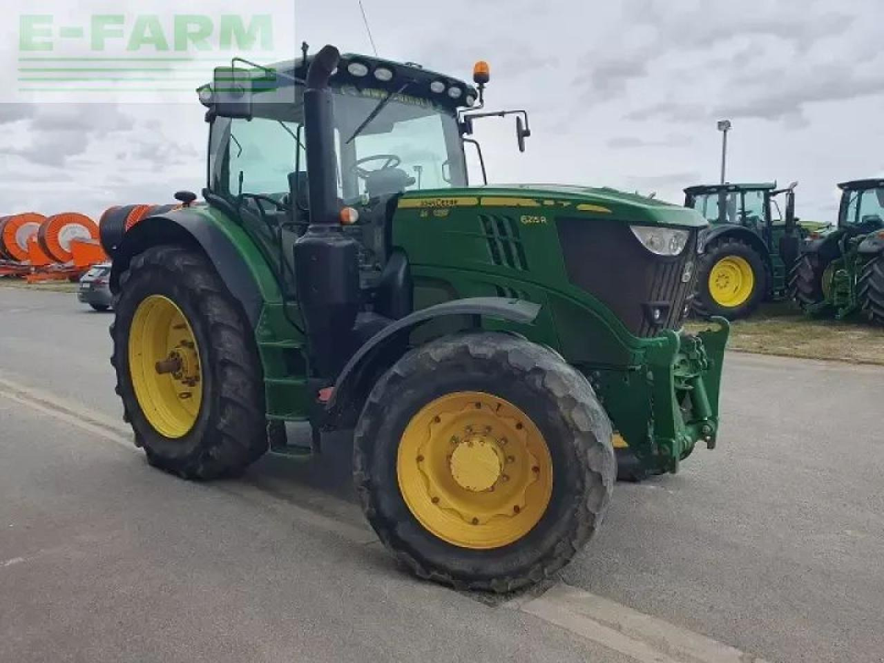 John Deere 6215r - Трактор: слика 2 John Deere 6215r - Трактор: слика 2