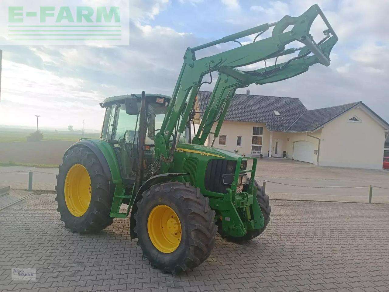 John Deere 6220se - Трактор: слика 2 John Deere 6220se - Трактор: слика 2