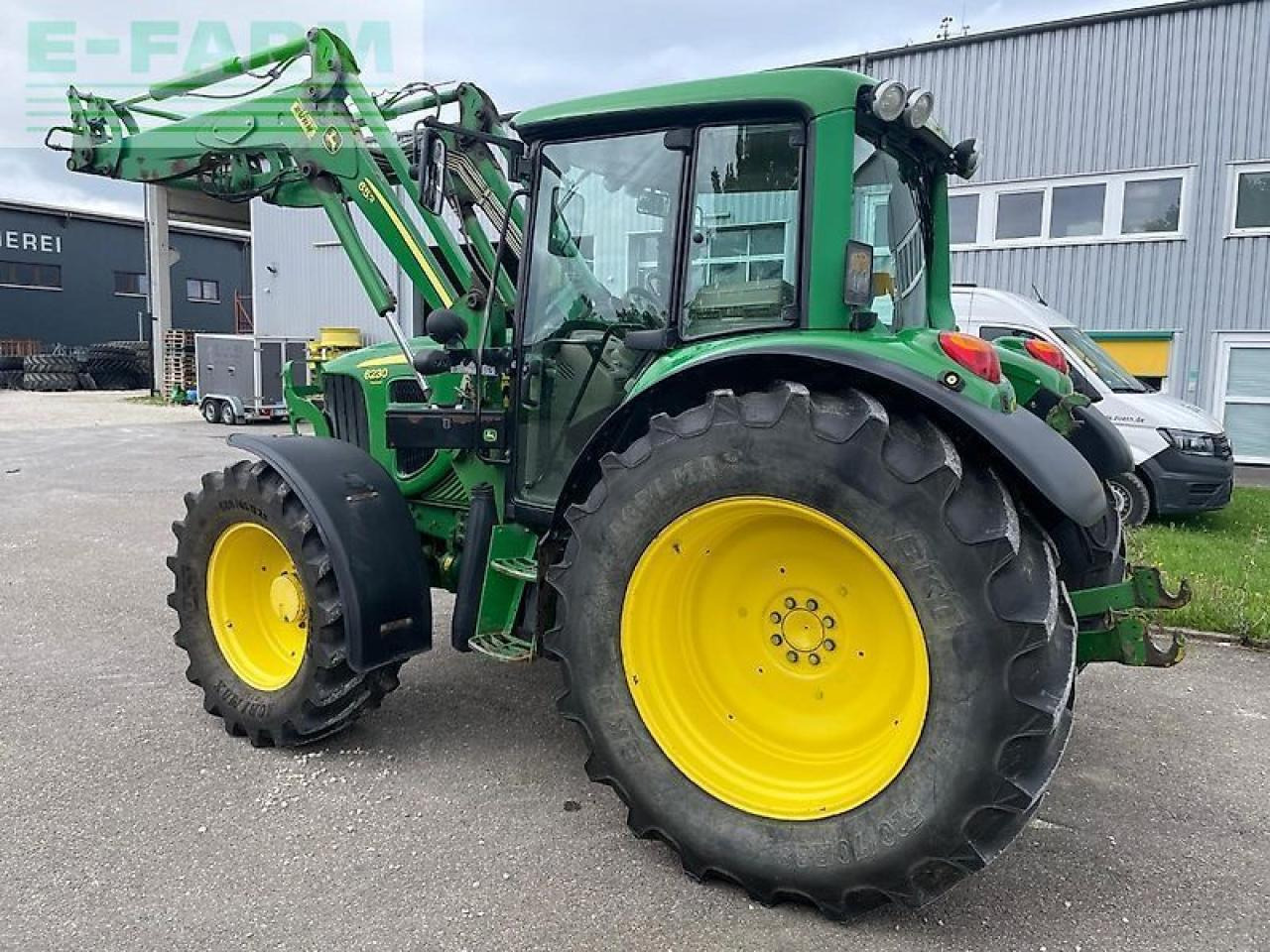 John Deere 6230 premium - Трактор: слика 4 John Deere 6230 premium - Трактор: слика 4